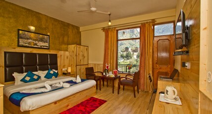 New Harmony Inn - 5 mins drive from Volvo Stand Room Type - SUPER DELUXE ROOM WITH PRIVATE BALCONY & MOUNTAIN VIEW New Harmony Inn - 5 mins drive from Volvo Stand Room Type - SUPER DELUXE ROOM WITH PRIVATE BALCONY & MOUNTAIN VIEW