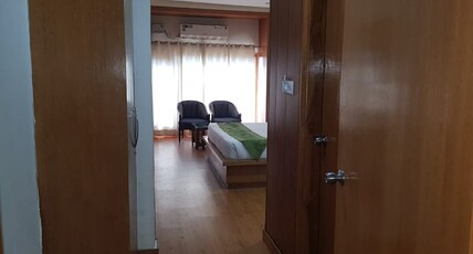 Hotel Grand Chinar Room Type - Deluxe