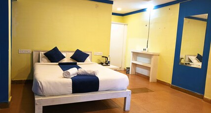 Jungle Valley Resort Room Type - Family Superior Room with open private dining area
