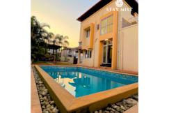 La Pearl Villa | Staymist