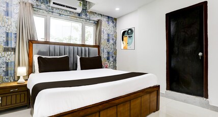Townhouse VIP Hills Hitech City Room Type - Classic