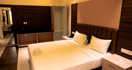 Laya Regency Room Type - Executive