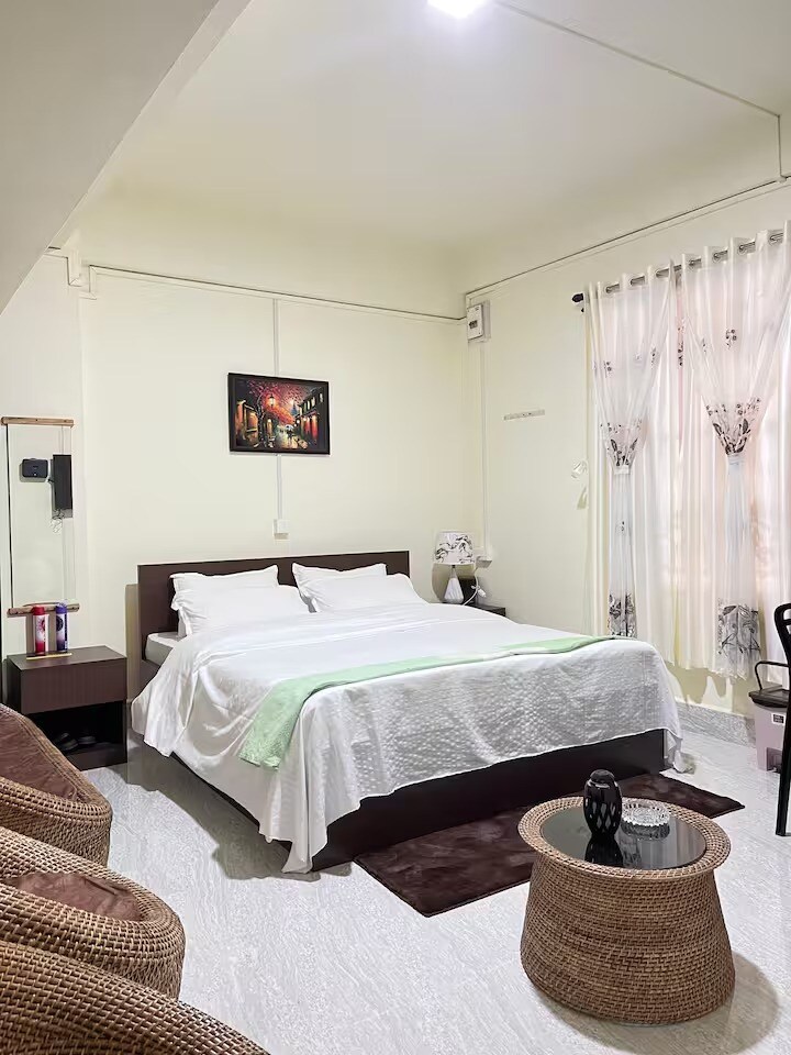 The Deivith Homestay - Tap to explore photos