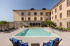 Holiday Inn Express Hotel & Suites Opelika Auburn