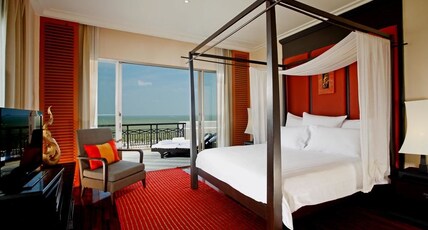 Hilton Hua Hin Resort & Spa Room Type - AYUTHAYA SUITE