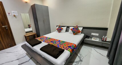 HOTEL PRIYA Room Type - Deluxe AC Room