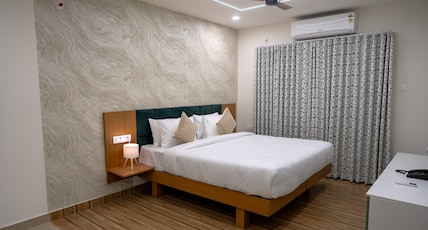 Neyo Hotels Kondapur Room Type - 1 Bedroom Suite with Balcony Neyo Hotels Kondapur Room Type - 1 Bedroom Suite with Balcony