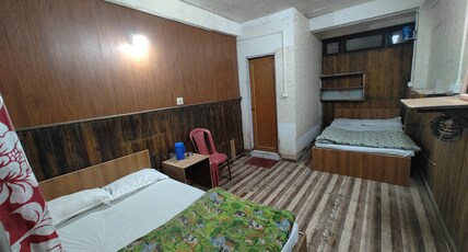 HOTEL TOWER VIEW Room Type - BUDGET FAMILY ROOM (FOR 4 PERSON)