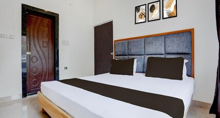 Kashika Inn & Comfort Stays Room Type - Standard Room with Air Conditioning
