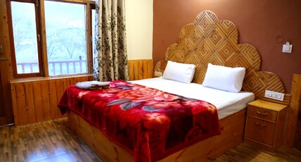Barpa Cottage Manali Room Type - Delxue Room