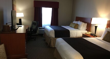 BEST WESTERN PLUS ARROWHEAD Room Type - Accessible - 2 Queen, Mobility Accessible, Communication Assistance, Bathtub, Sofabed, Non-Smoking, BEST WESTERN PLUS ARROWHEAD Room Type - Accessible - 2 Queen, Mobility Accessible, Communication Assistance, Bathtub, Sofabed, Non-Smoking,
