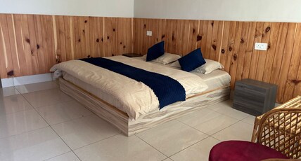 Ekaant Homestay Room Type - STANDARD ROOM 103