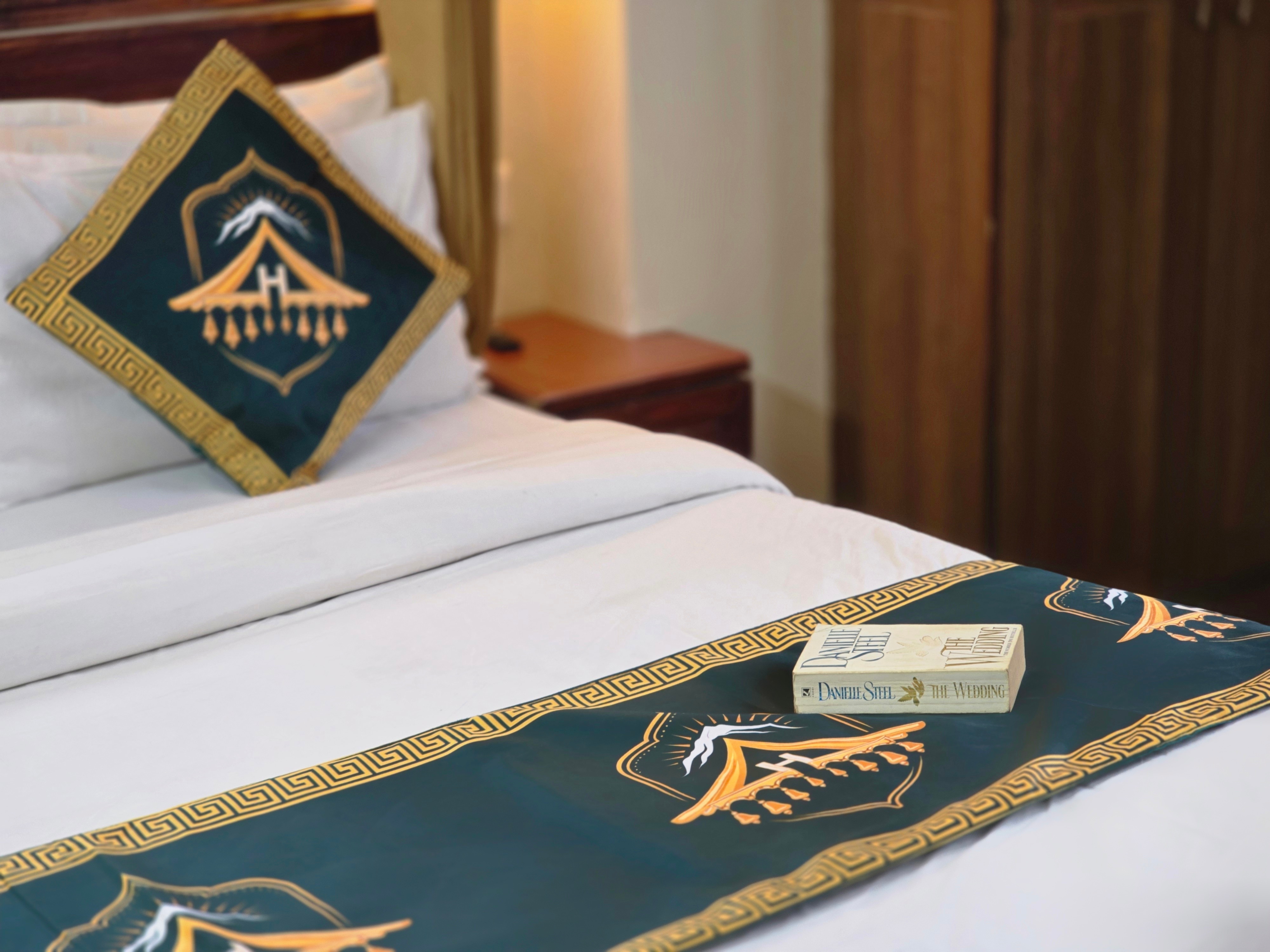 HOTEL UPHAR - Tap to explore photos
