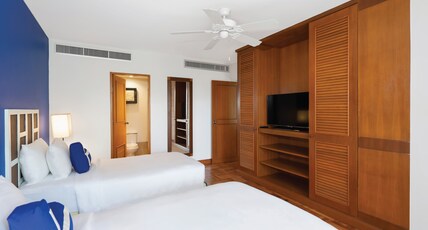 Homm Suites Laguna, part of Banyan Group Room Type - Premier One Bedroom Suite Golf Course View - Twin Homm Suites Laguna, part of Banyan Group Room Type - Premier One Bedroom Suite Golf Course View - Twin