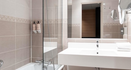 Mercure Rouen Champ-de-Mars Room Type - Privilege Room with 1 double bed