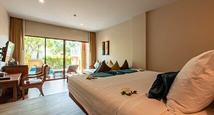 Rawai Palm Beach Resort Room Type - Deluxe Pool Access
