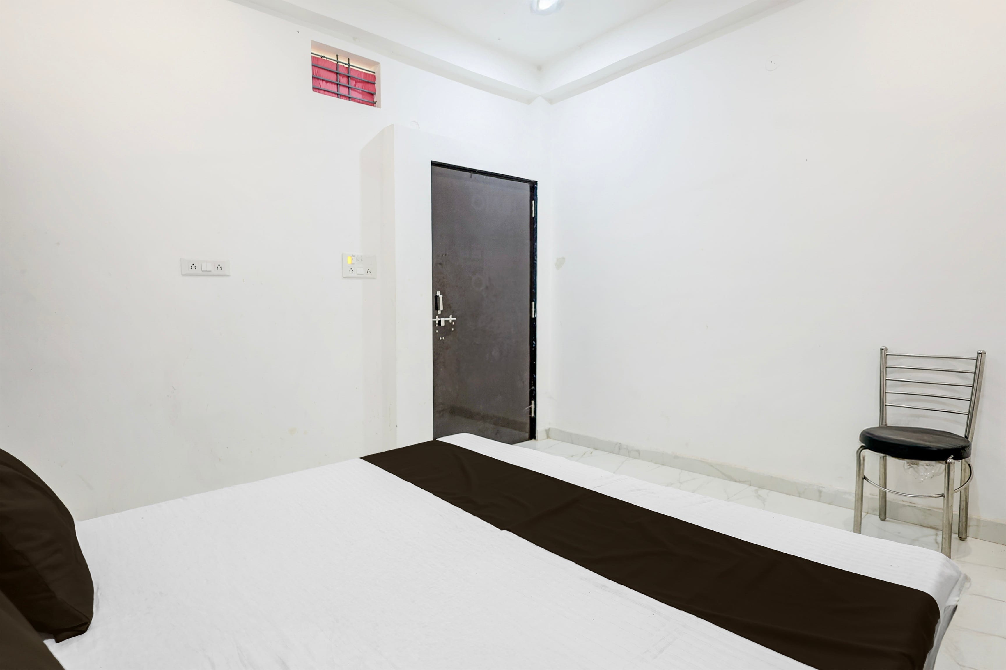 SPOT ON Ashadeep Hotel - Tap to explore photos