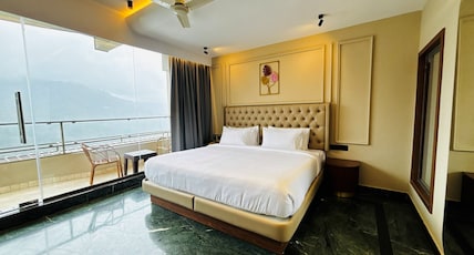 Aura 42 by Dimora Room Type - Luxury Room with 2 Balconies Aura 42 by Dimora Room Type - Luxury Room with 2 Balconies