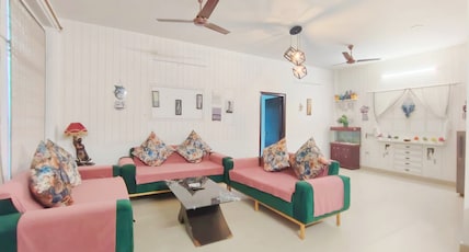 Instay 528 l 3BHK l 2BHK with Pvt. theatre screen Room Type - 3BHK UNIT.1 l without theatre apartment by Instay Instay 528 l 3BHK l 2BHK with Pvt. theatre screen Room Type - 3BHK UNIT.1 l without theatre apartment by Instay