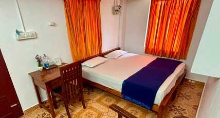 Green Land Home Stay Room Type - Family Room