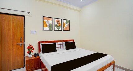 Townhouse Swarn Jayanti Vihar Lucknow Room Type - Deluxe