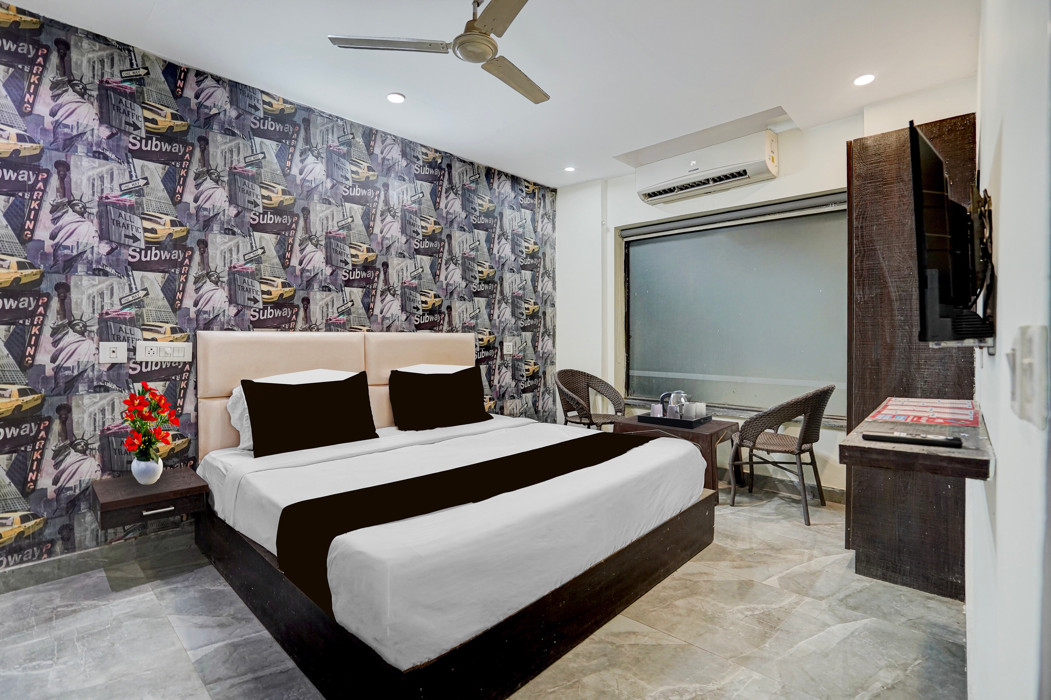 Townhouse Faridabad Railway Road Formerly Hotel Krishna - Tap to explore photos