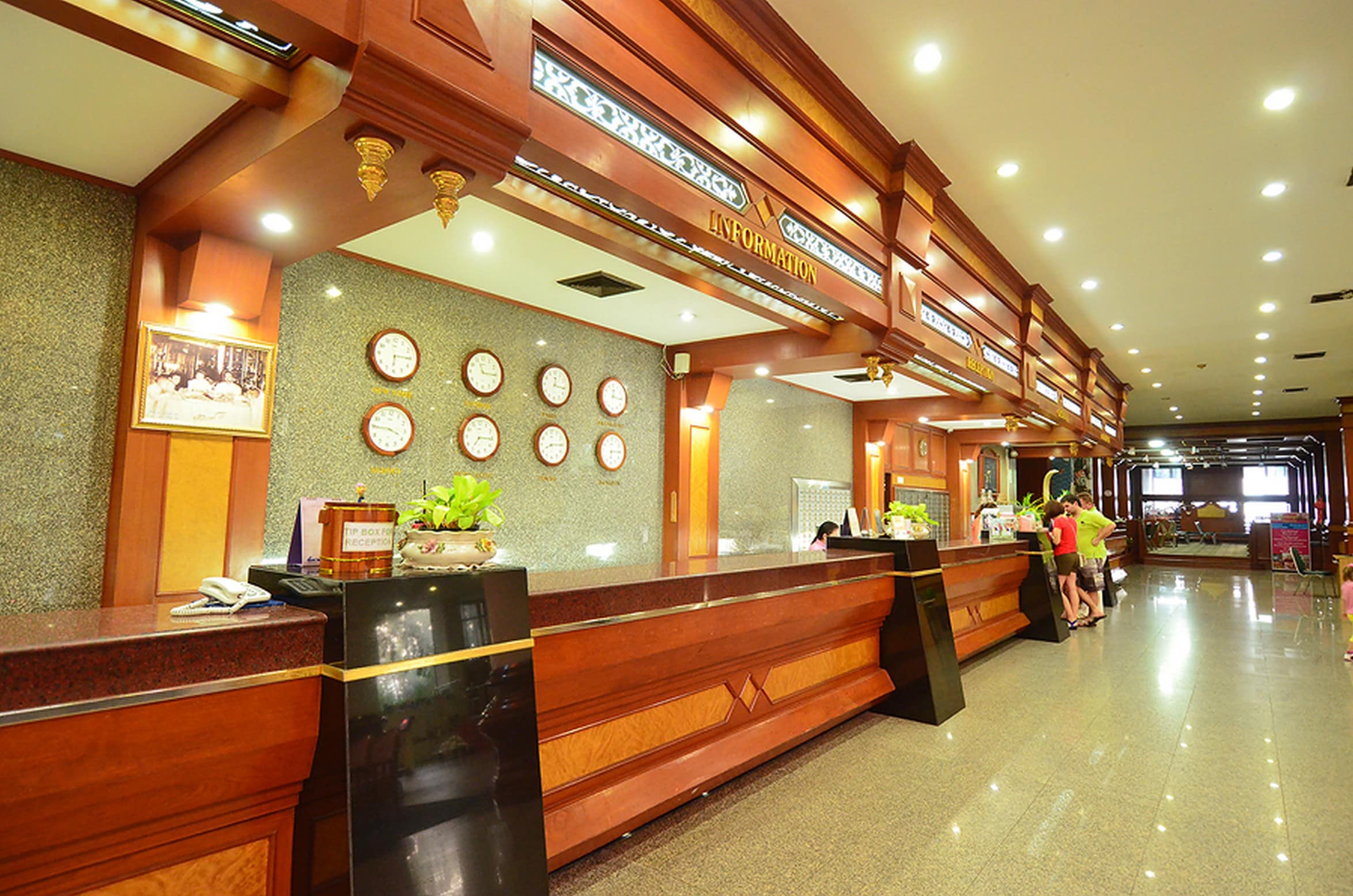 Main gallery