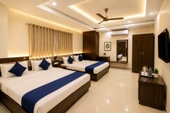 Hotel Elegance Near Lake Pichola