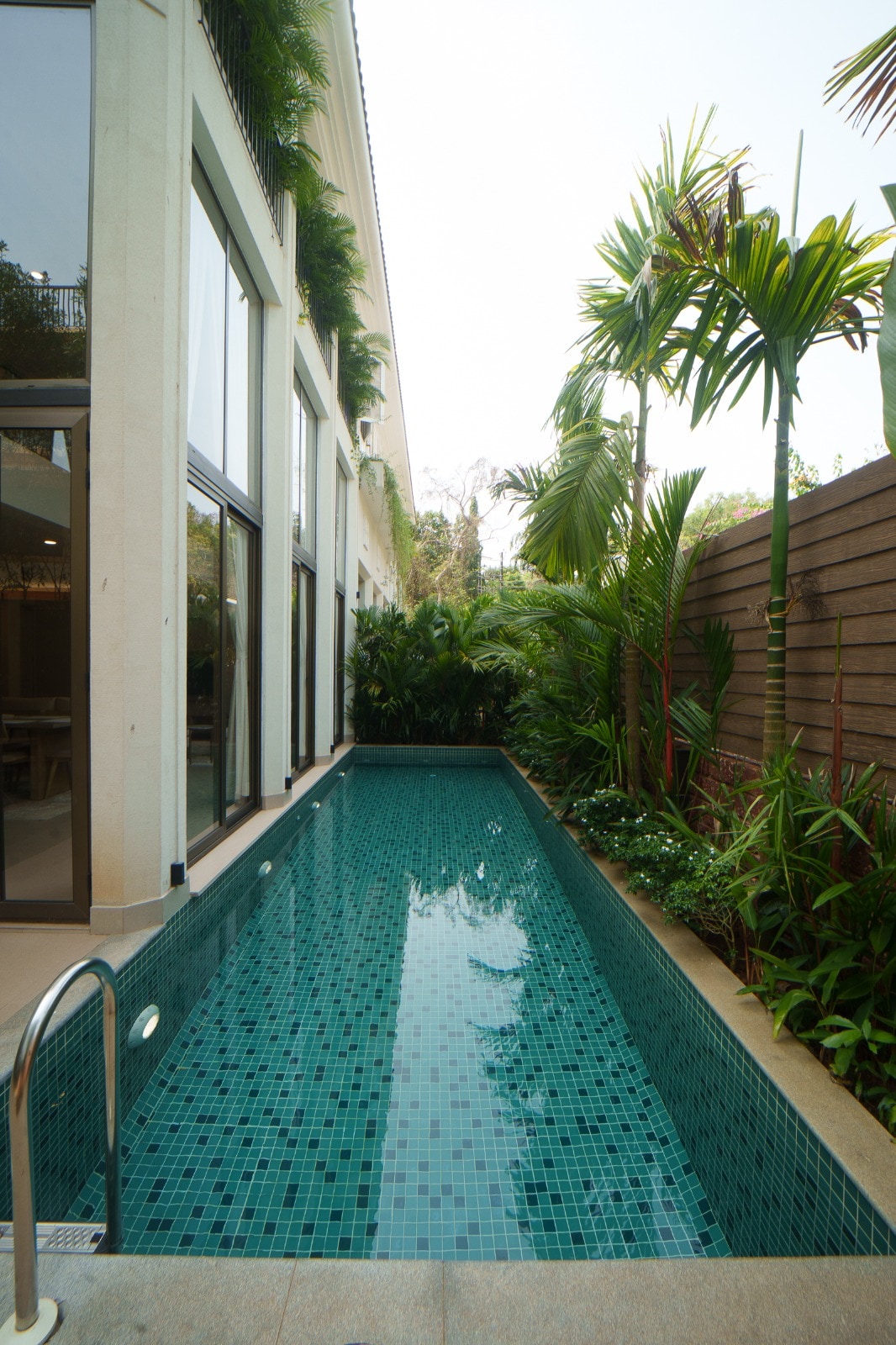 4 Bedroom Duplex Villa with Private Pool in Siolim - Tap to explore photos