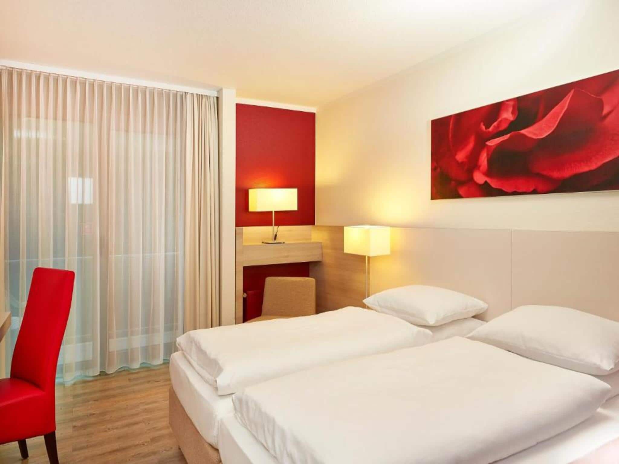 Sunday Hotel Bad Soden - Tap to explore photos