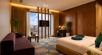 Sandoz Pribson - 1 km from Golden Temple | Free Temple Drop Available Room Type - Pribson Suite with Bathtub Sandoz Pribson - 1 km from Golden Temple | Free Temple Drop Available Room Type - Pribson Suite with Bathtub