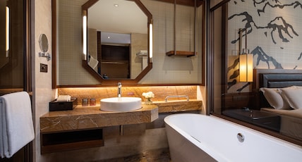 Crowne Plaza RESORT CHANGBAISHAN HOT SPRING Room Type - 2 Single Standard Mountain View Crowne Plaza RESORT CHANGBAISHAN HOT SPRING Room Type - 2 Single Standard Mountain View