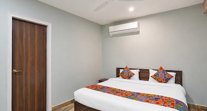 FabHotel Pillow & Pesto Room Type - Deluxe Room