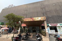 Hotel Suncity Ichhapore