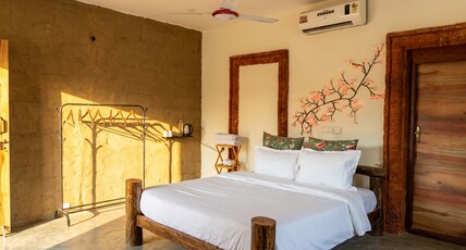 The Isanya Estate Resorts & Spa Room Type - Luxury Garden View with open to sky Bathroom