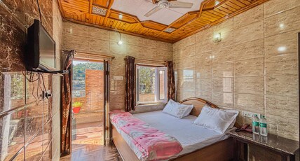 Hotel Vikrant-Nainital Room Type - Standard-Lake View