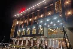 Address of GOLDEN OASIS HOTEL