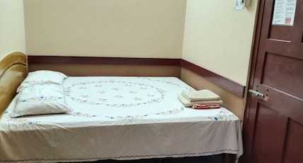 AASHIAANAA RESIDENCY INN Room Type - Standard Non AC AASHIAANAA RESIDENCY INN Room Type - Standard Non AC