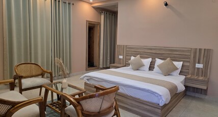 Zankhrpas A Himalayan Home  Manali Room Type - Deluxe Room 1 With Balcony