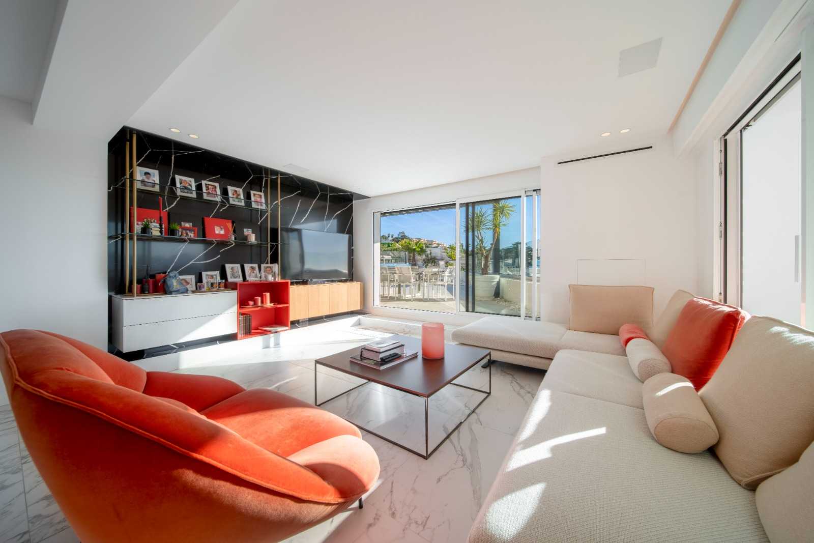 Sumptuous terrace apartment - Cannes - Sea view - Tap to explore photos
