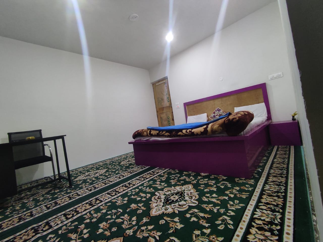 Hotel pahalgam star - Tap to explore photos