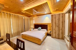 Mainak Guest House