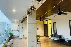 Gulab Hotel Assi Ghat Varanasi