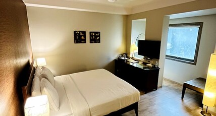 Hotel Juhu Residency Boutique Room Type - Premium