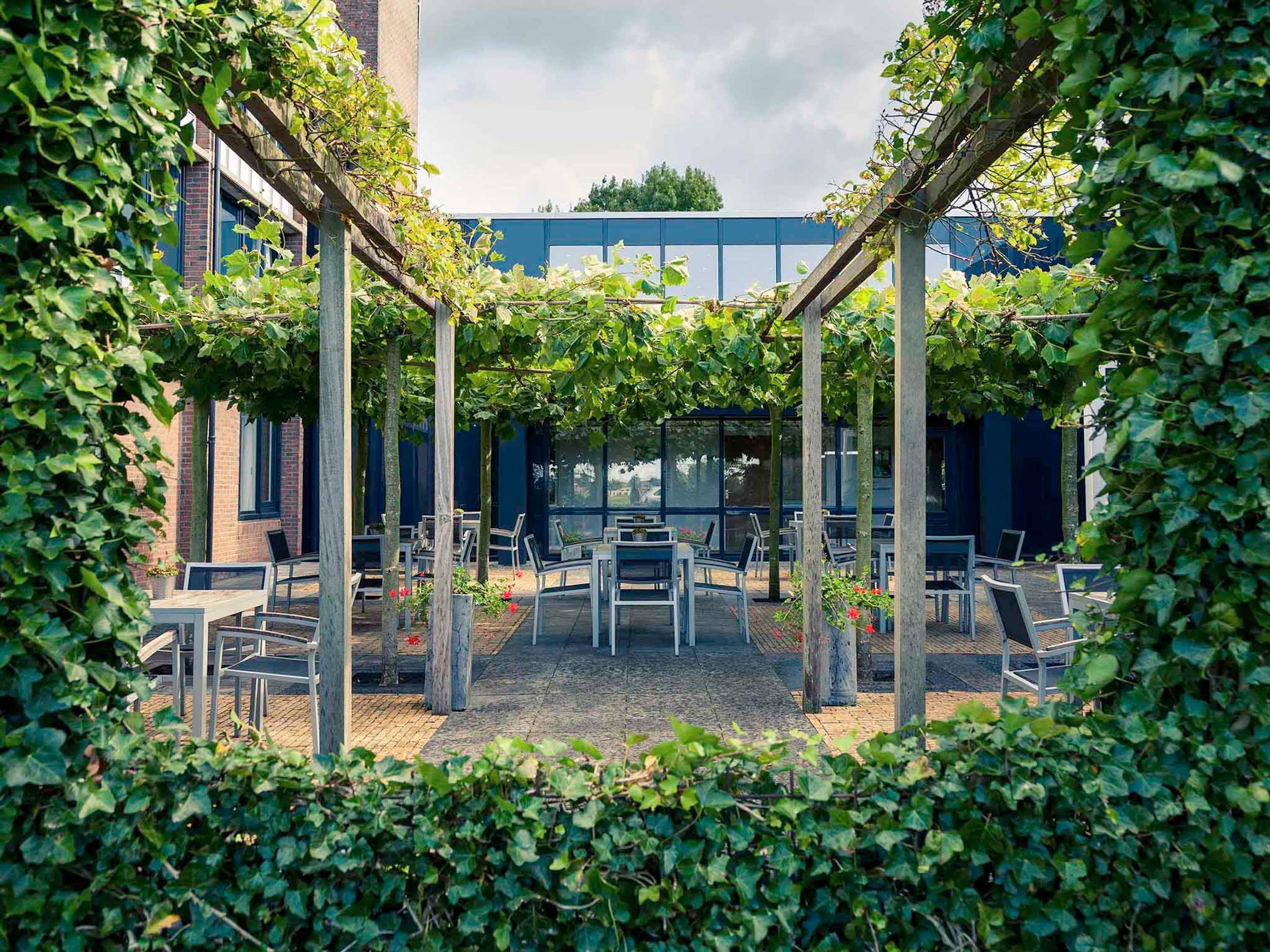 Mercure Hotel Zwolle - Tap to explore photos