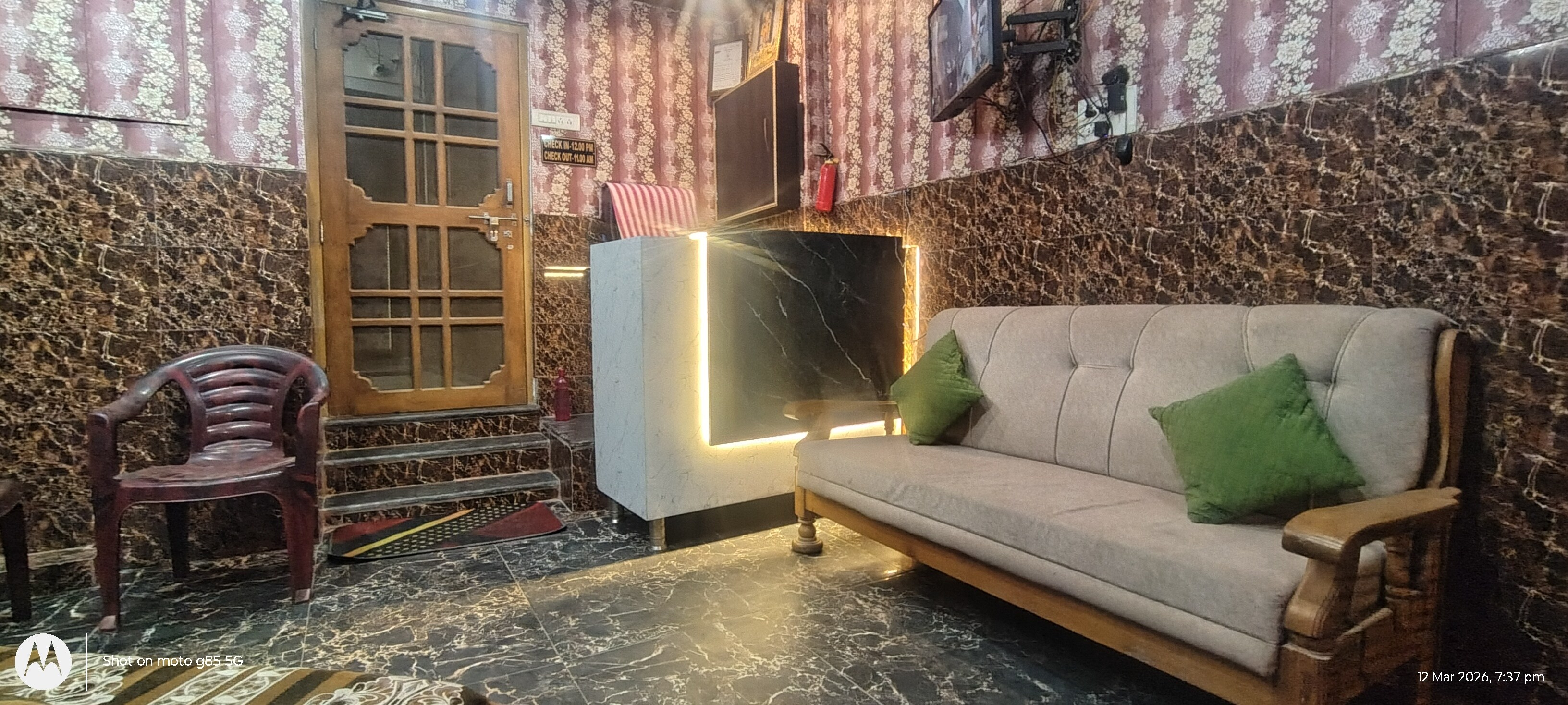 The Raamest inn | 500m from Ram Mandir - Tap to explore photos