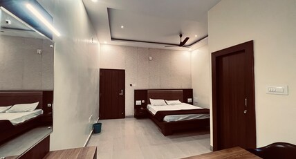 souparnika vilas Room Type - Deluxe triple bedroom