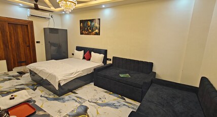 Hotel Belpatra - 150m from Ram raja Temple Room Type - Suites Room