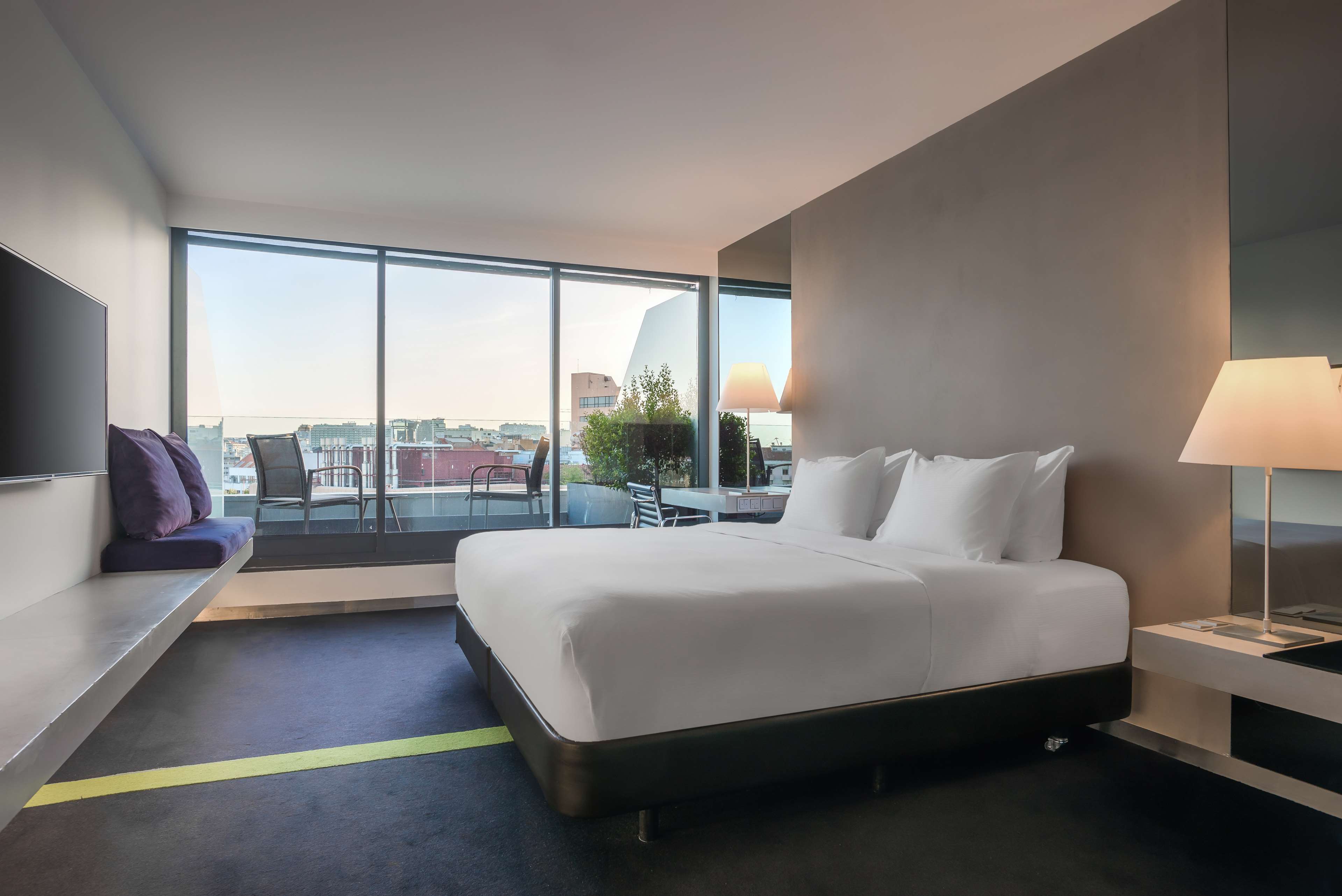 Doubletree by Hilton Lisbon Fontana Park - Tap to explore photos