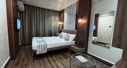 Hotel PadmaKrishna Room Type - Super Deluxe Ac Room